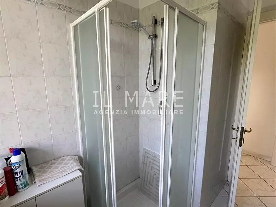 Immagine 26 di Appartamento in vendita  a Massa