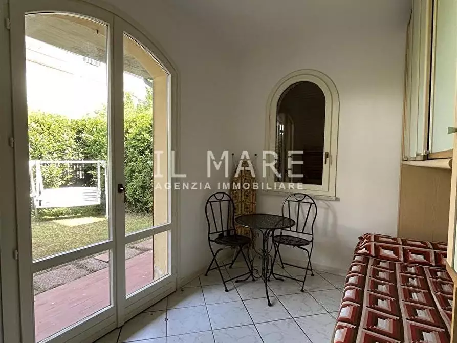 Immagine 14 di Appartamento in vendita  a Massa