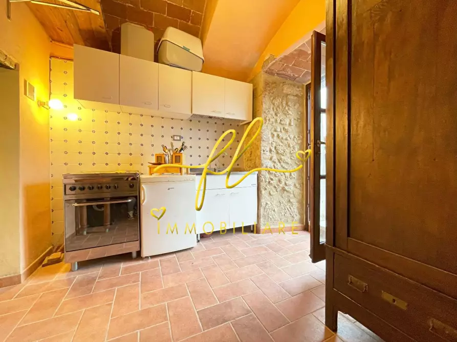 Immagine 20 di Appartamento in vendita  a Pomarance