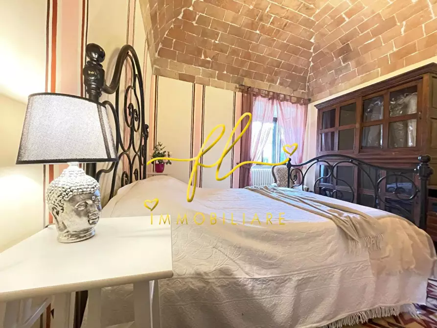 Immagine 11 di Appartamento in vendita  a Pomarance