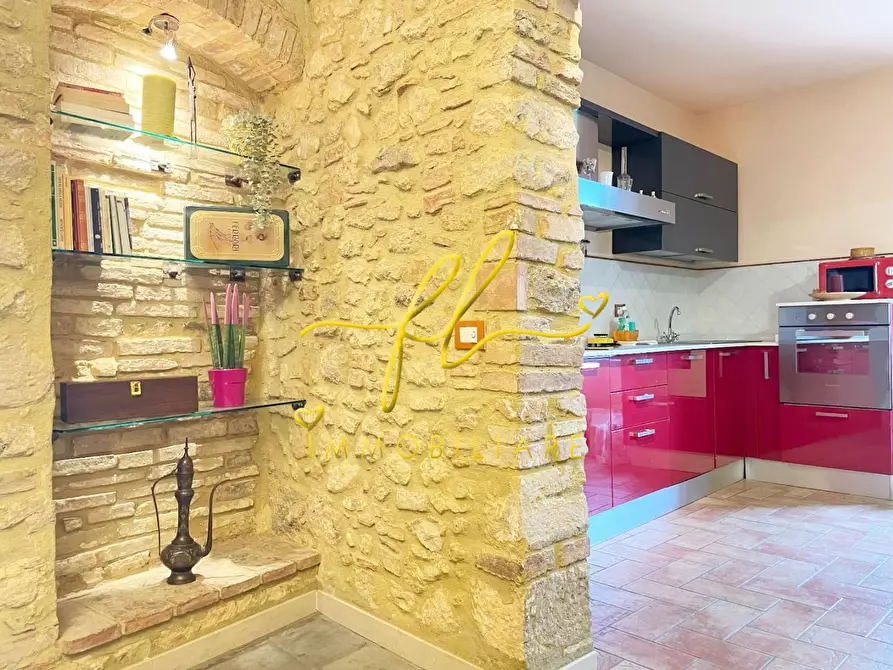 Immagine 7 di Appartamento in vendita  a Pomarance