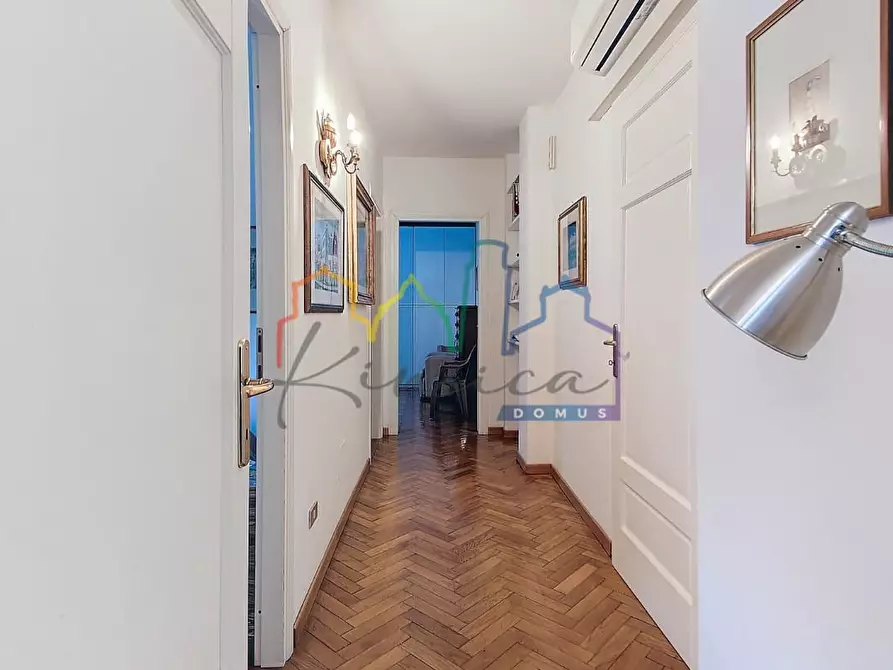 Immagine 12 di Appartamento in vendita  a Pisa