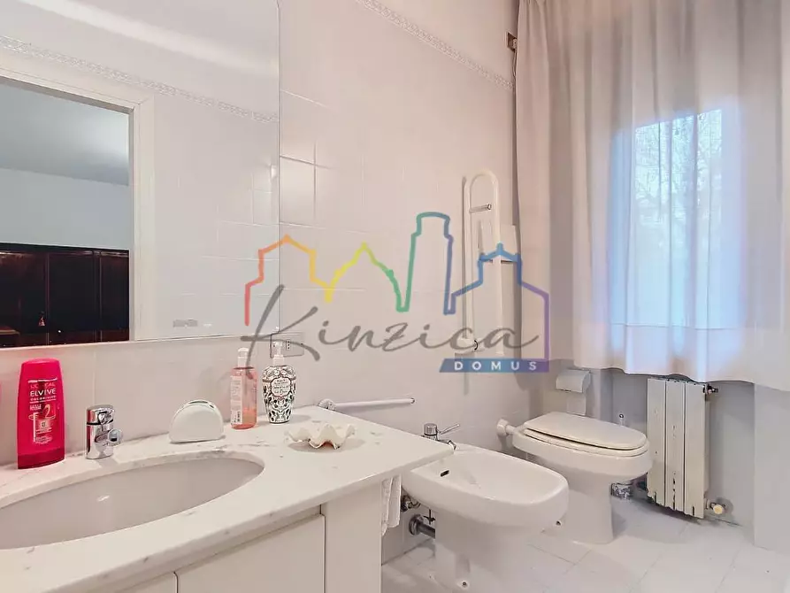 Immagine 10 di Appartamento in vendita  a Pisa