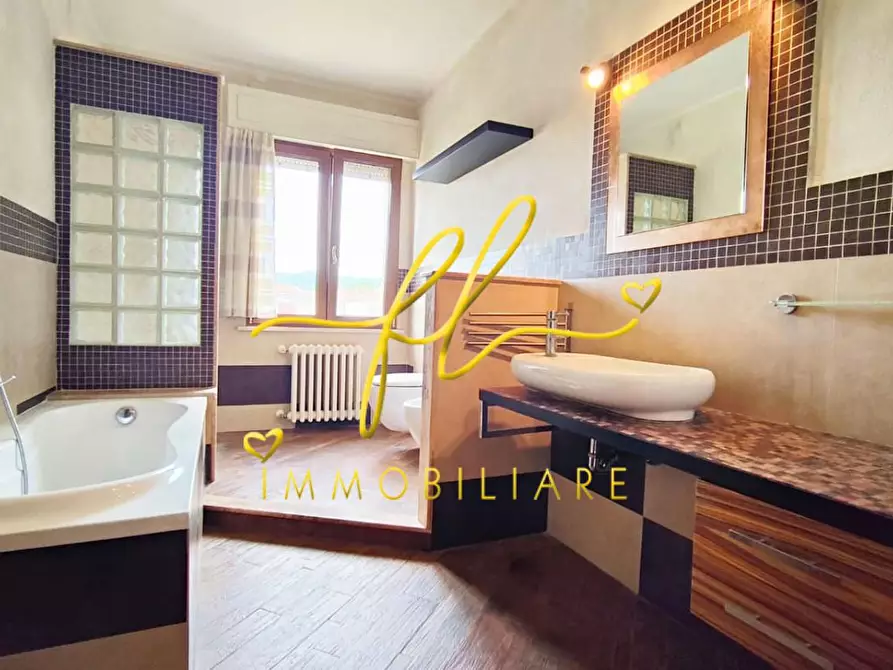 Immagine 13 di Appartamento in vendita  a Castagneto Carducci