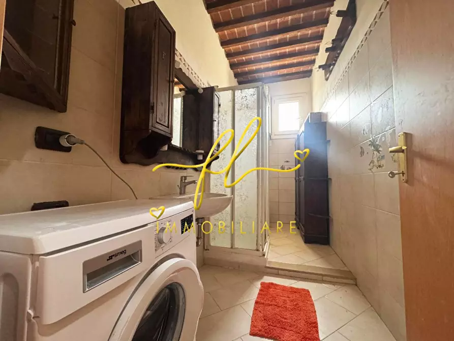 Immagine 15 di Appartamento in vendita  a Livorno