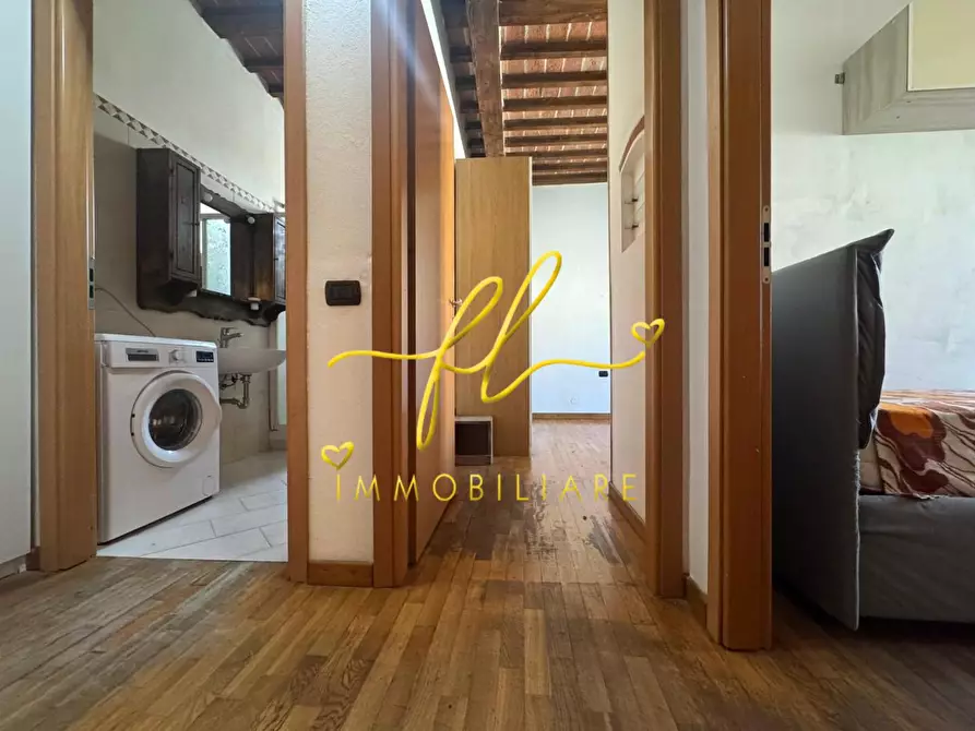 Immagine 8 di Appartamento in vendita  a Livorno