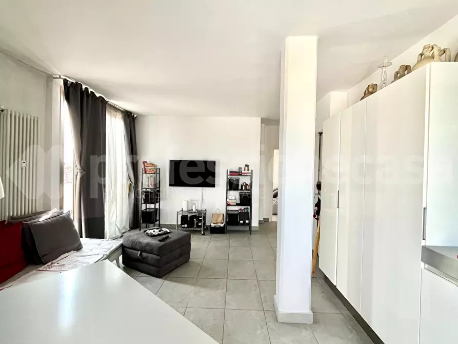 Immagine 2 di Mansarda in vendita  a Pontedera