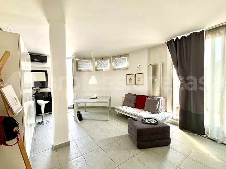 Immagine 4 di Mansarda in vendita  a Pontedera