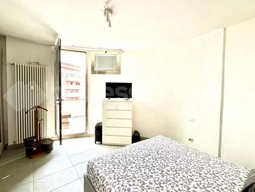 Immagine 16 di Mansarda in vendita  a Pontedera