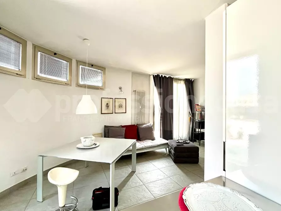 Immagine 6 di Mansarda in vendita  a Pontedera