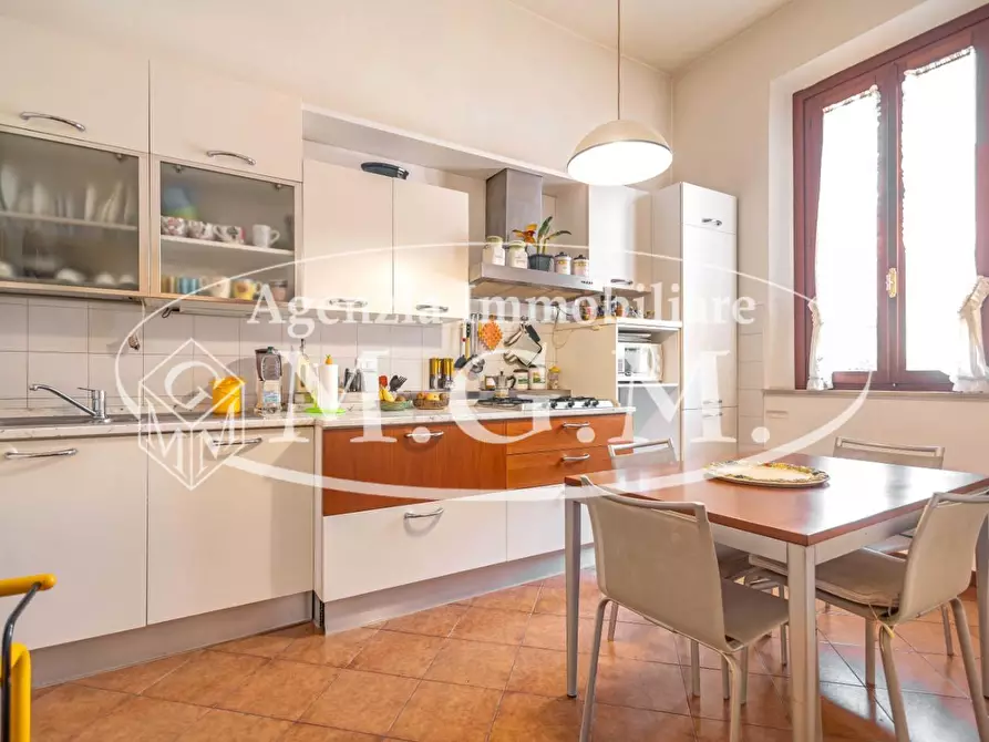 Immagine 8 di Appartamento in vendita  a Pontedera