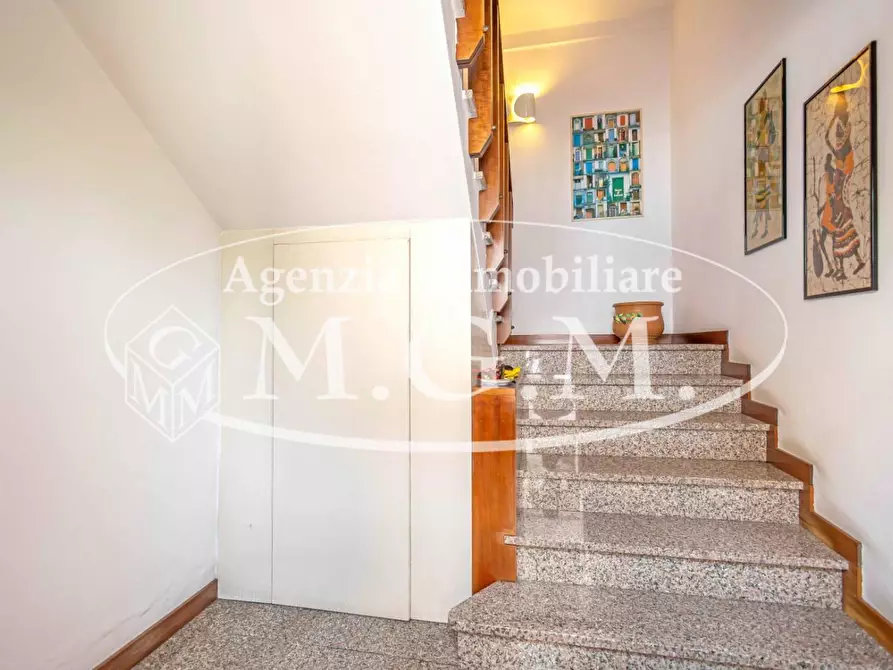 Immagine 23 di Appartamento in vendita  a Pontedera