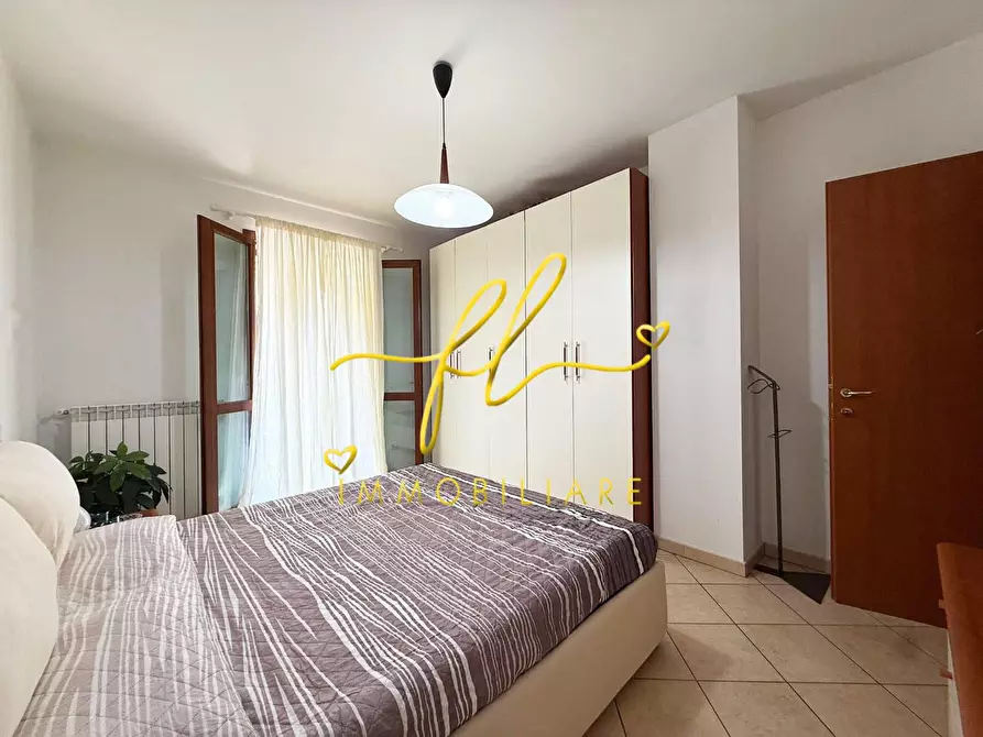 Immagine 7 di Appartamento in vendita  a Rosignano Marittimo