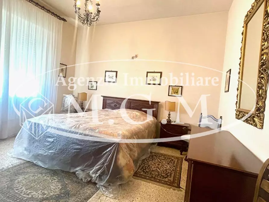 Immagine 14 di Appartamento in vendita  a Pontedera