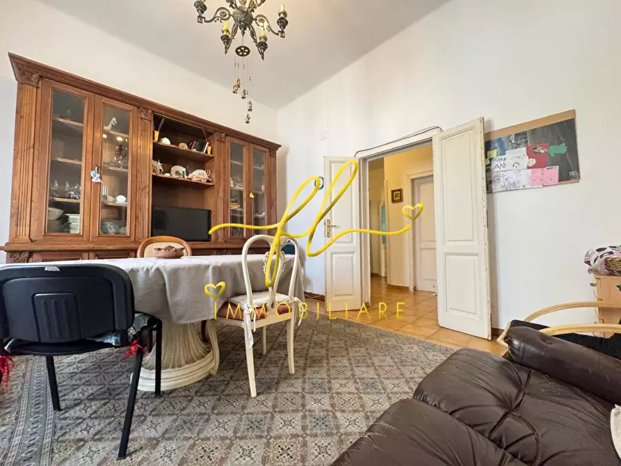 Immagine 2 di Appartamento in vendita  a Livorno