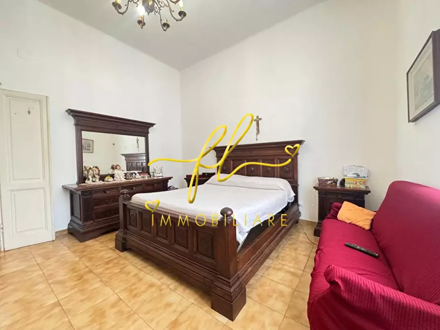 Immagine 18 di Appartamento in vendita  a Livorno