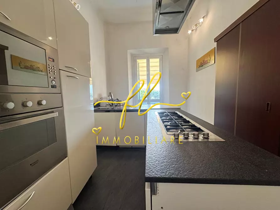 Immagine 7 di Appartamento in vendita  a Livorno