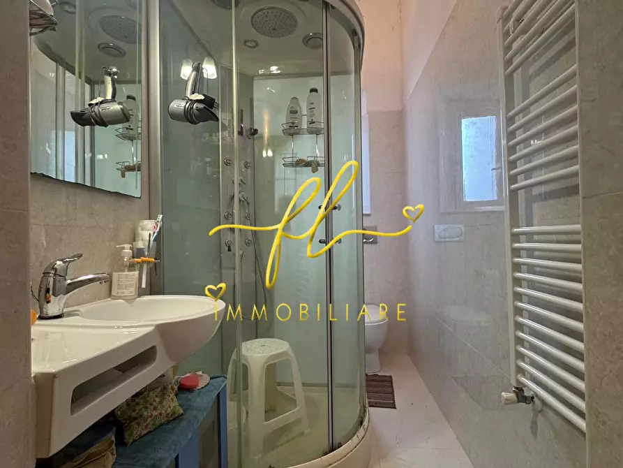 Immagine 28 di Appartamento in vendita  a Livorno