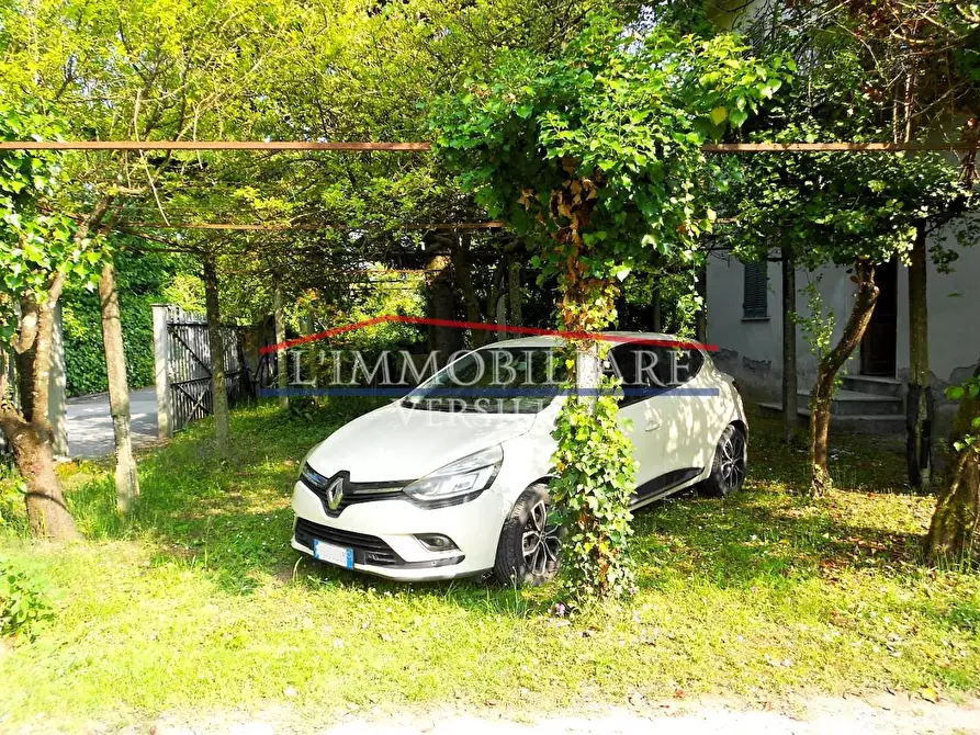 Immagine 7 di Casa bifamiliare in vendita  a Massa