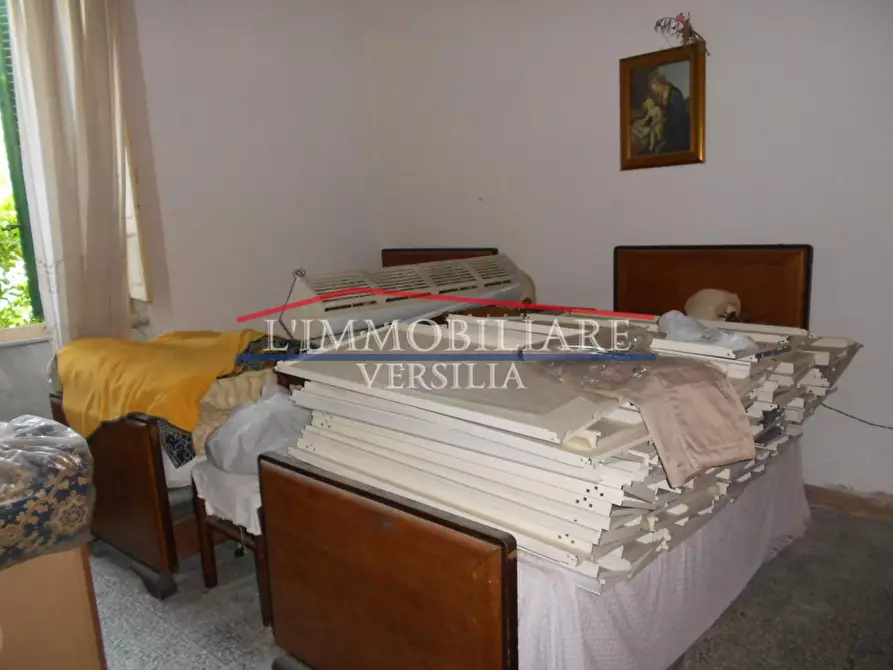 Immagine 25 di Casa bifamiliare in vendita  a Massa