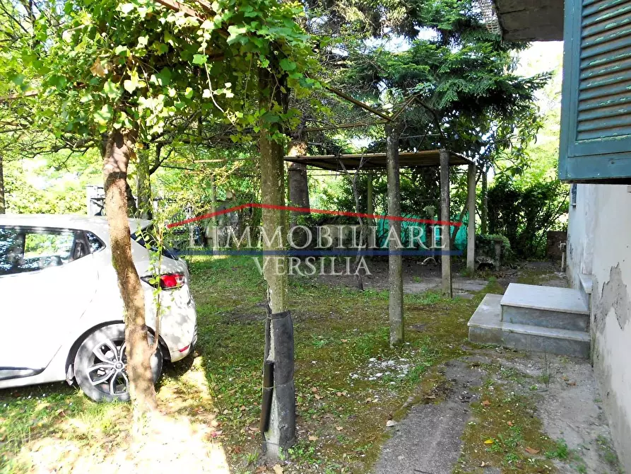 Immagine 9 di Casa bifamiliare in vendita  a Massa