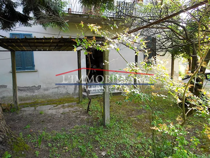 Immagine 5 di Casa bifamiliare in vendita  a Massa