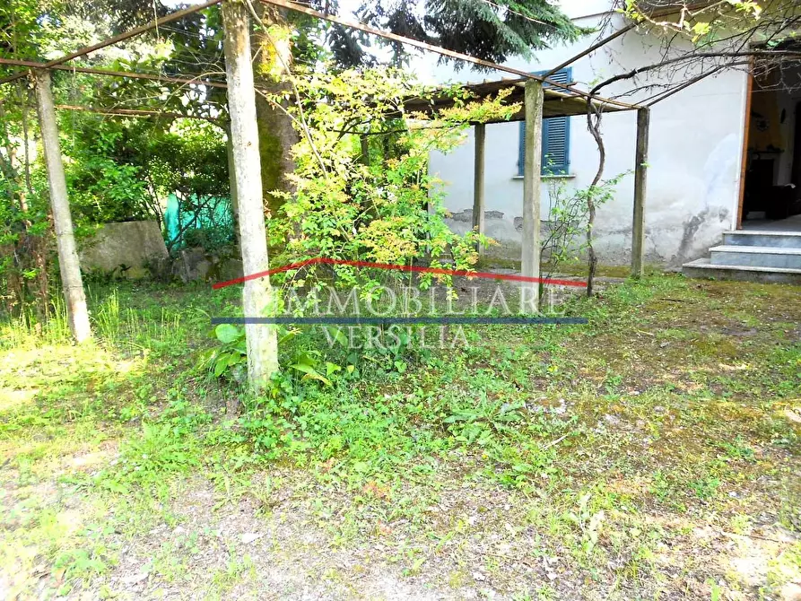 Immagine 16 di Casa bifamiliare in vendita  a Massa