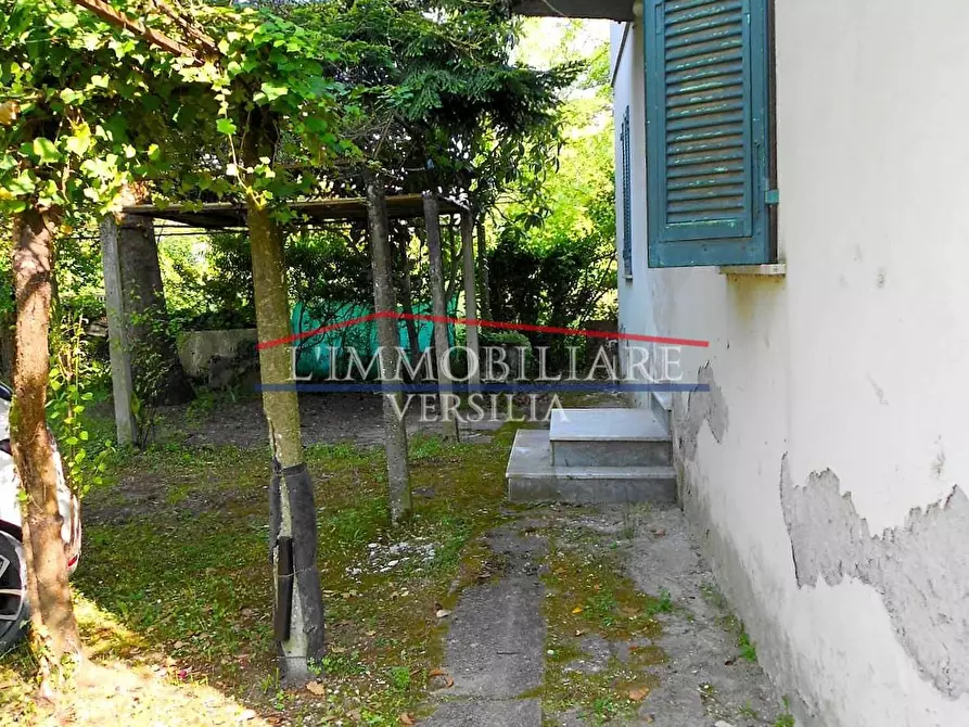 Immagine 8 di Casa bifamiliare in vendita  a Massa