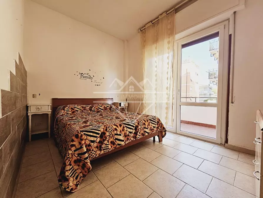 Immagine 18 di Appartamento in affitto  a Carrara