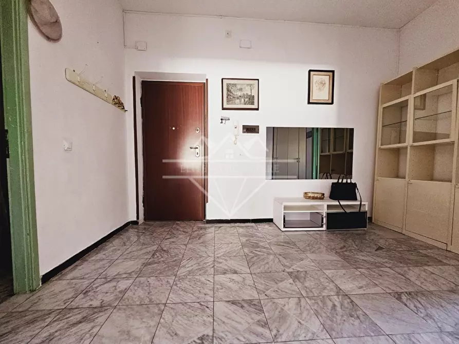 Immagine 6 di Appartamento in affitto  a Carrara