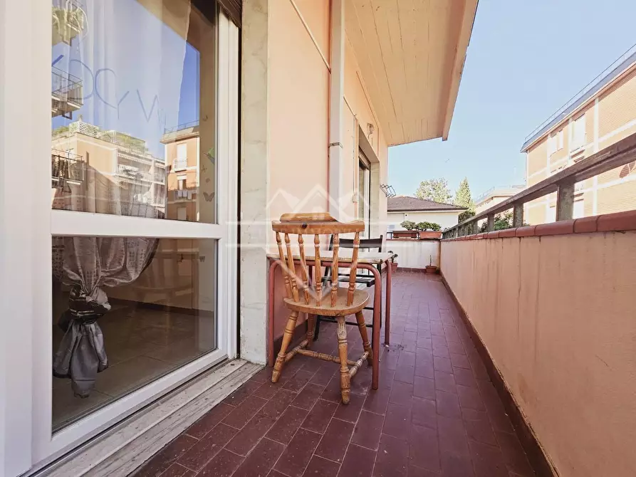 Immagine 22 di Appartamento in affitto  a Carrara