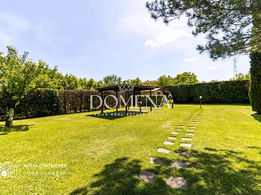 Immagine 4 di Casa bifamiliare in vendita  a Siena