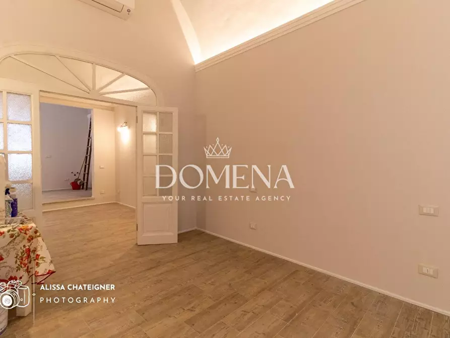 Immagine 13 di Appartamento in vendita  a Siena