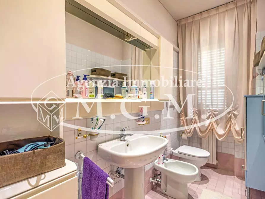 Immagine 11 di Villa in vendita  a Castelfranco Di Sotto