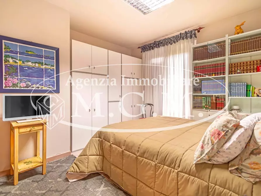 Immagine 10 di Villa in vendita  a Castelfranco Di Sotto