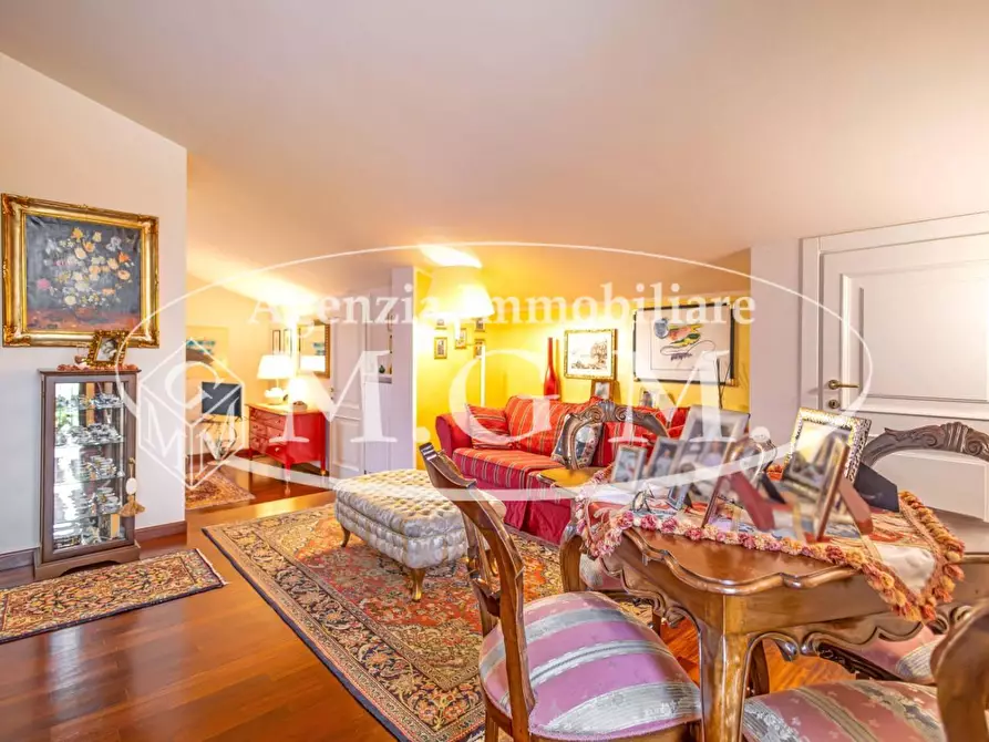 Immagine 18 di Villa in vendita  a Castelfranco Di Sotto