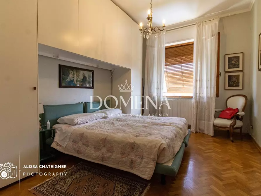 Immagine 13 di Appartamento in vendita  a Siena