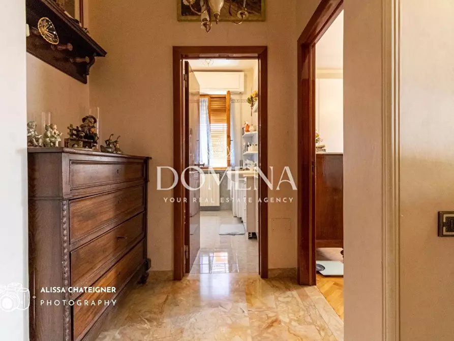 Immagine 16 di Appartamento in vendita  a Siena