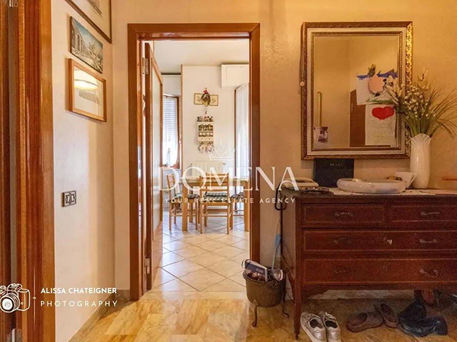 Immagine 5 di Appartamento in vendita  a Siena