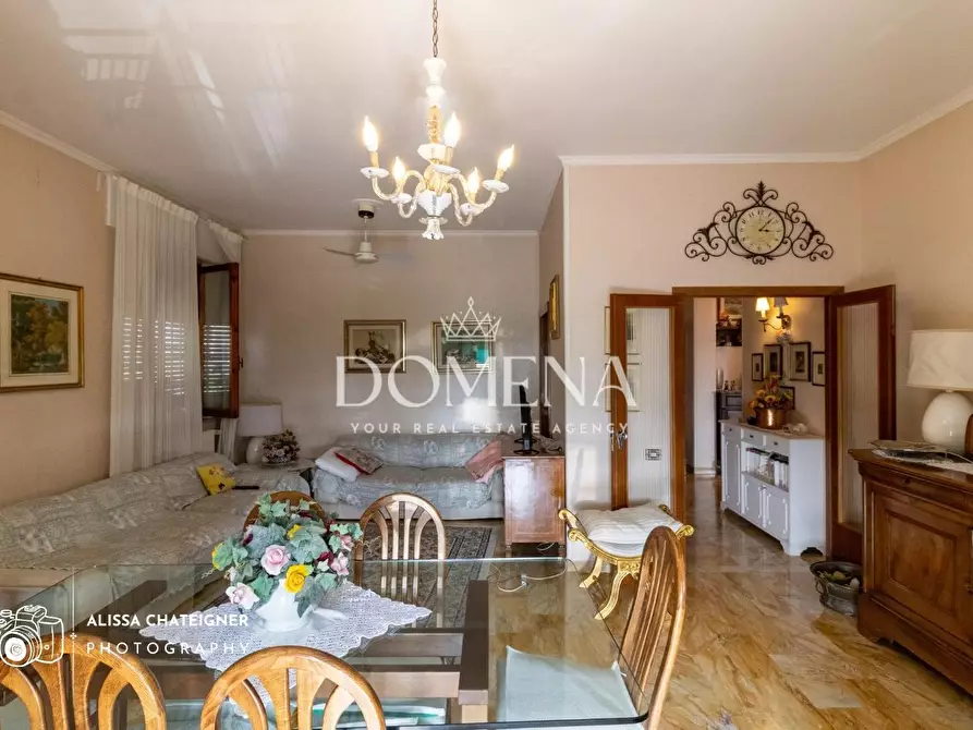 Immagine 36 di Appartamento in vendita  a Siena