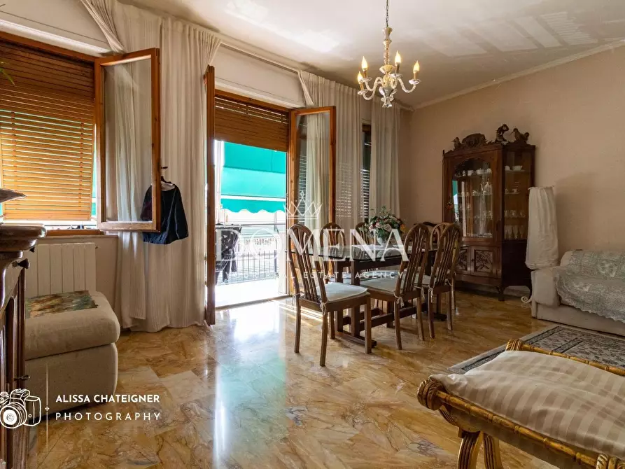 Immagine 28 di Appartamento in vendita  a Siena