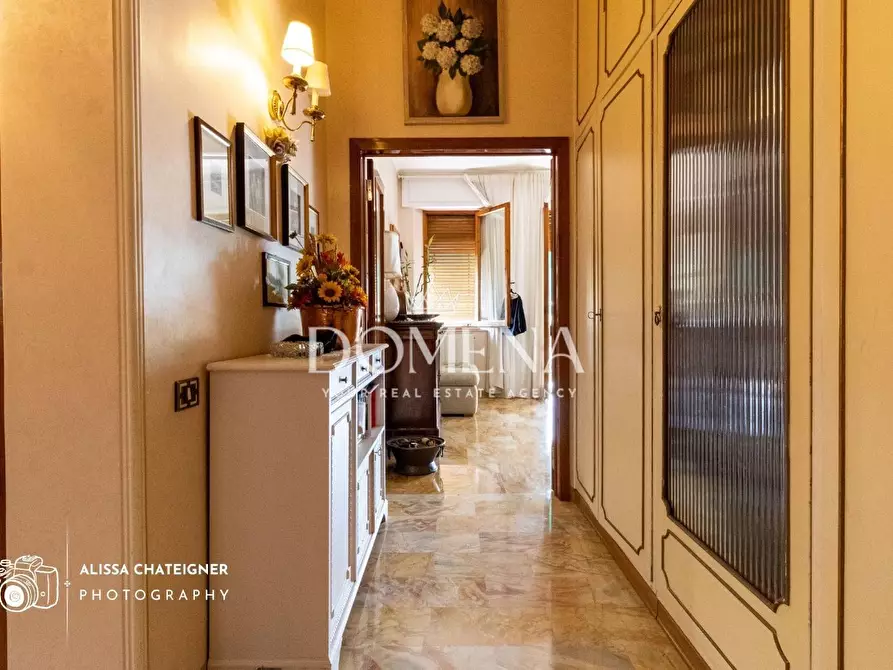 Immagine 27 di Appartamento in vendita  a Siena