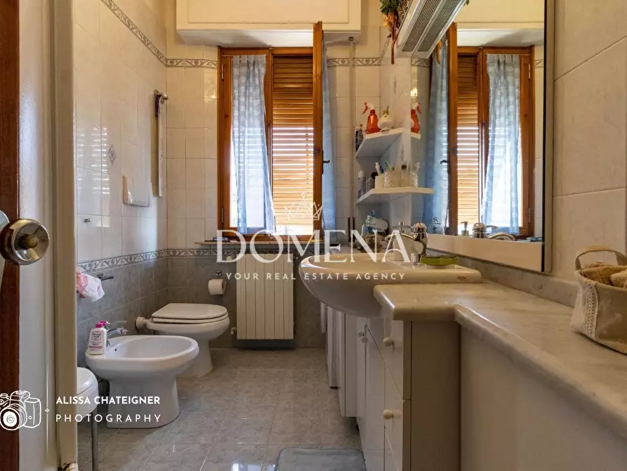 Immagine 18 di Appartamento in vendita  a Siena