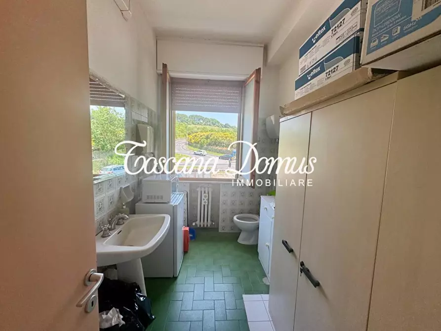 Immagine 7 di Appartamento in vendita  a Siena