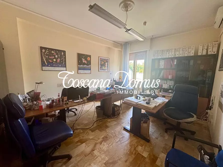 Immagine 6 di Appartamento in vendita  a Siena