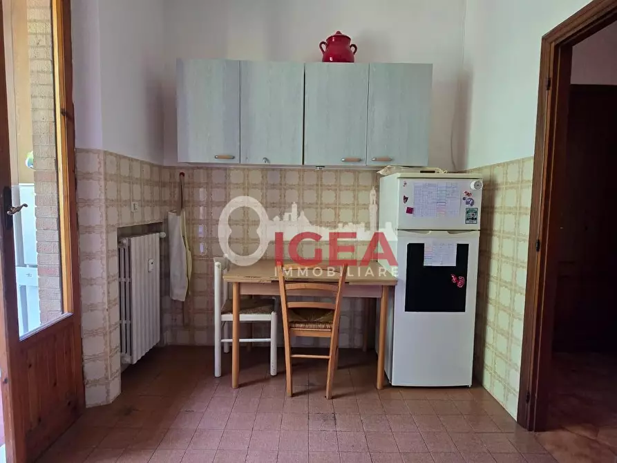 Immagine 9 di Appartamento in vendita  a Siena