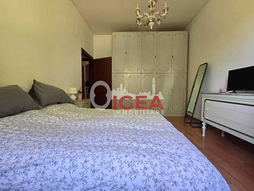 Immagine 28 di Appartamento in vendita  a Siena