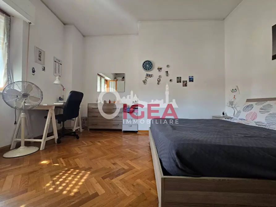 Immagine 18 di Appartamento in vendita  a Siena