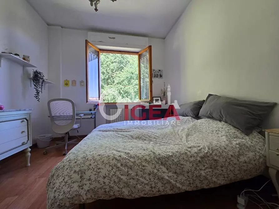 Immagine 30 di Appartamento in vendita  a Siena