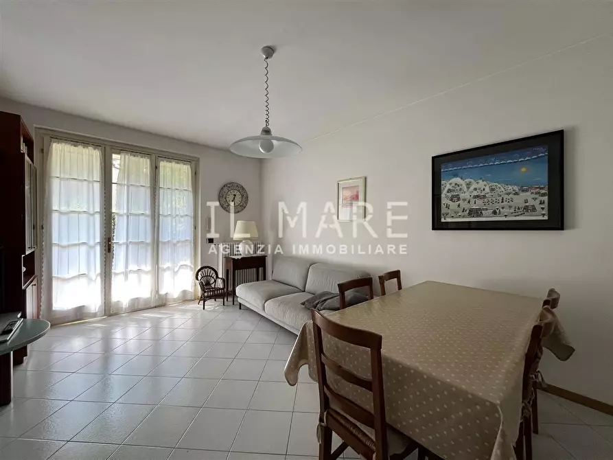 Immagine 12 di Appartamento in vendita  a Massa